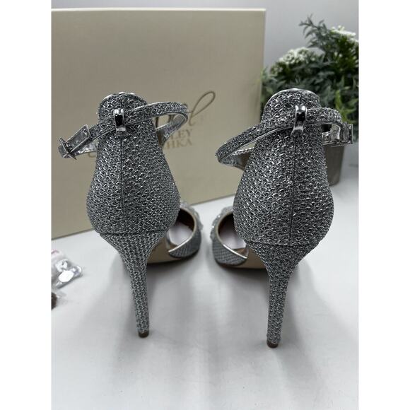 Badgley Mischka Jewel Womens Silver Rhinestone Umay Pointed Toe Stiletto Sz 6 - Picture 3 of 16